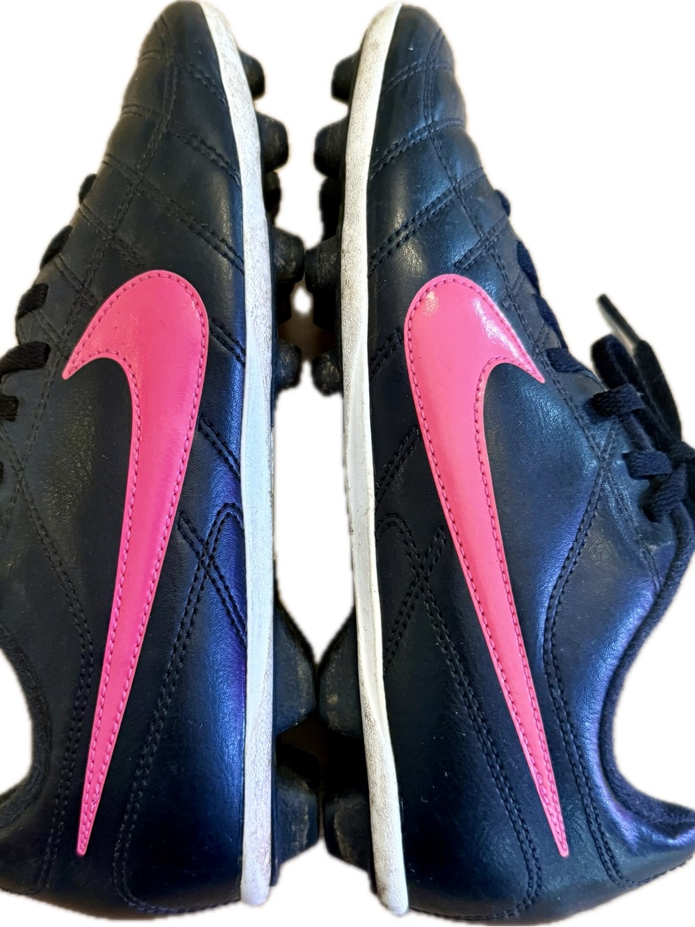 Nike Chaser Jr. Black Soccer Cleats with Pink Swoosh US4